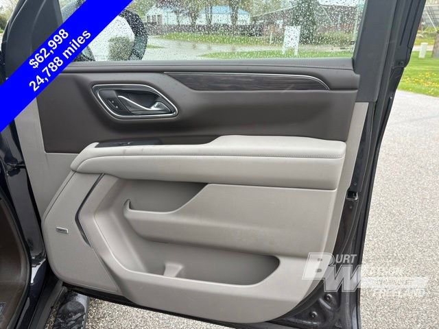 Used 2024 Chevrolet Tahoe Z71 w/ Luxury Package AWD/4WD image 29