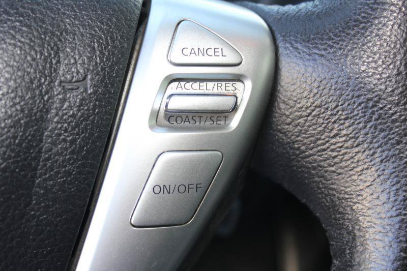Used 2016 Nissan Versa Note SV FWD image 23