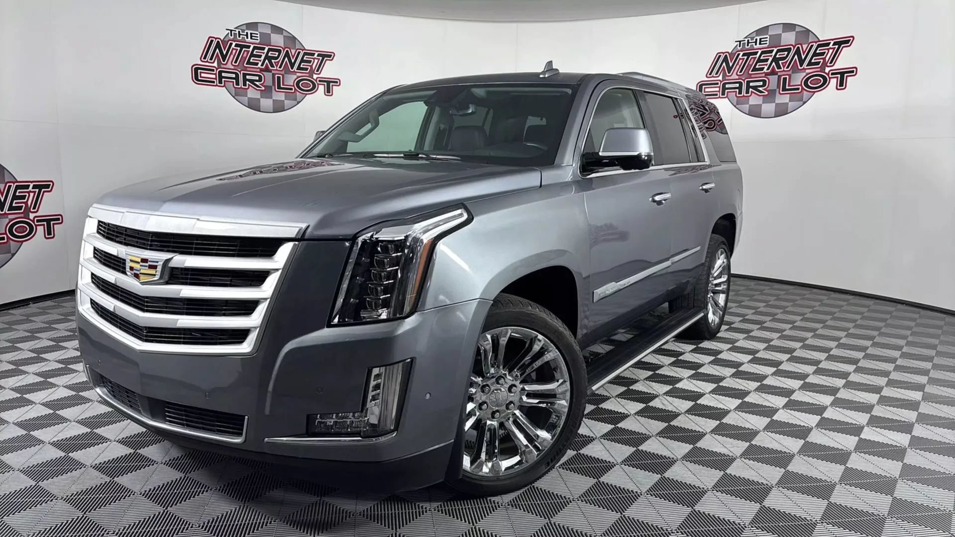 Used 2020 Cadillac Escalade Premium Luxury w/ LPO, Radiant Package AWD/4WD image 1