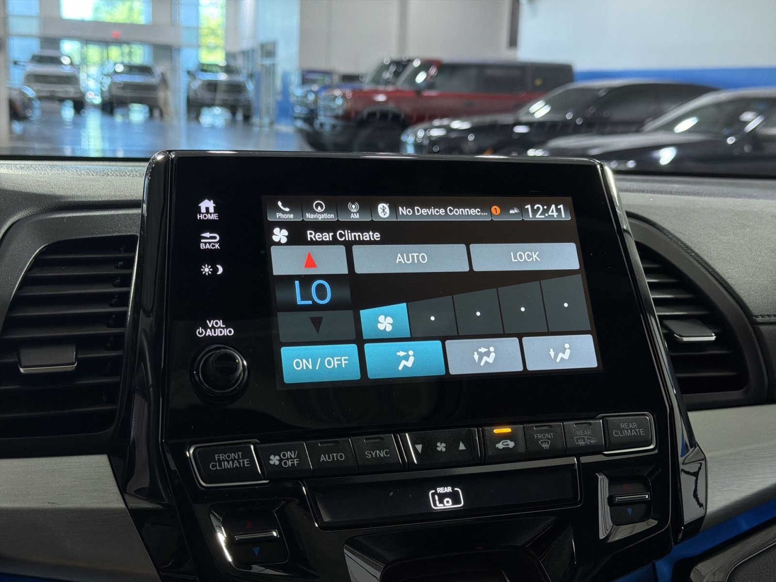 Used 2023 Honda Odyssey Touring image 20