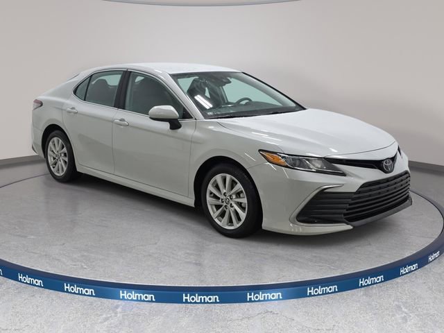 Certified 2023 Toyota Camry LE image 3