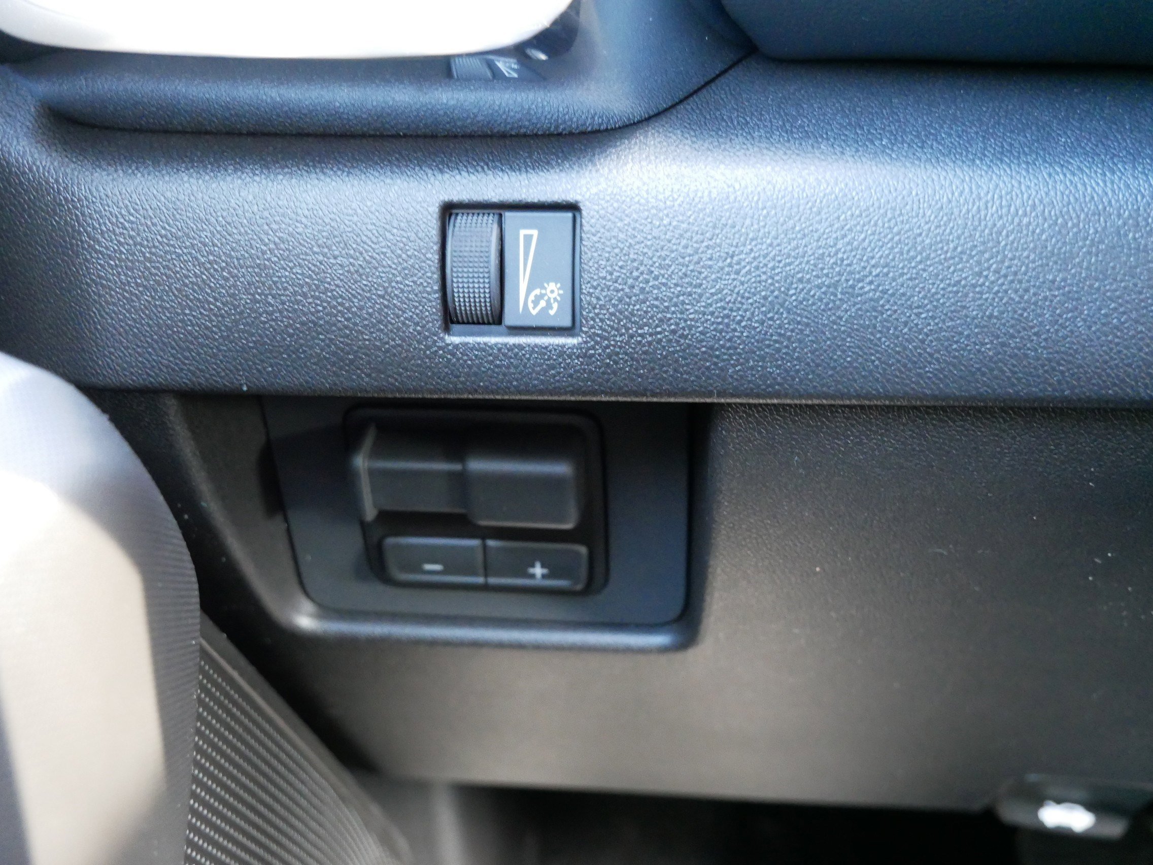 New 2026 GMC Canyon Elevation w/ Convenience Package image 21