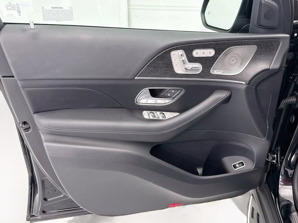 Certified 2026 Mercedes-Benz GLS 450 4MATIC image 23