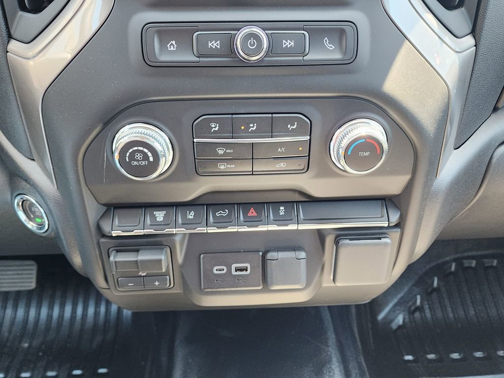 New 2026 GMC Sierra 3500 Pro AWD/4WD image 30