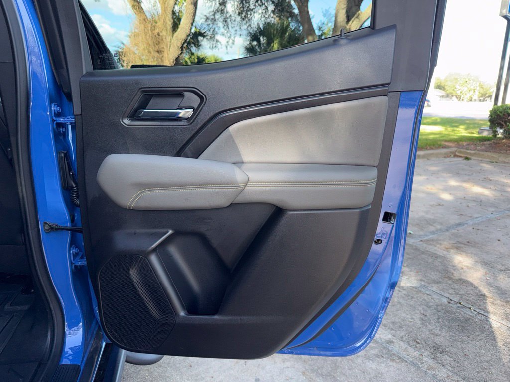 Used 2025 Chevrolet Colorado ZR2 w/ Technology Package AWD/4WD image 26