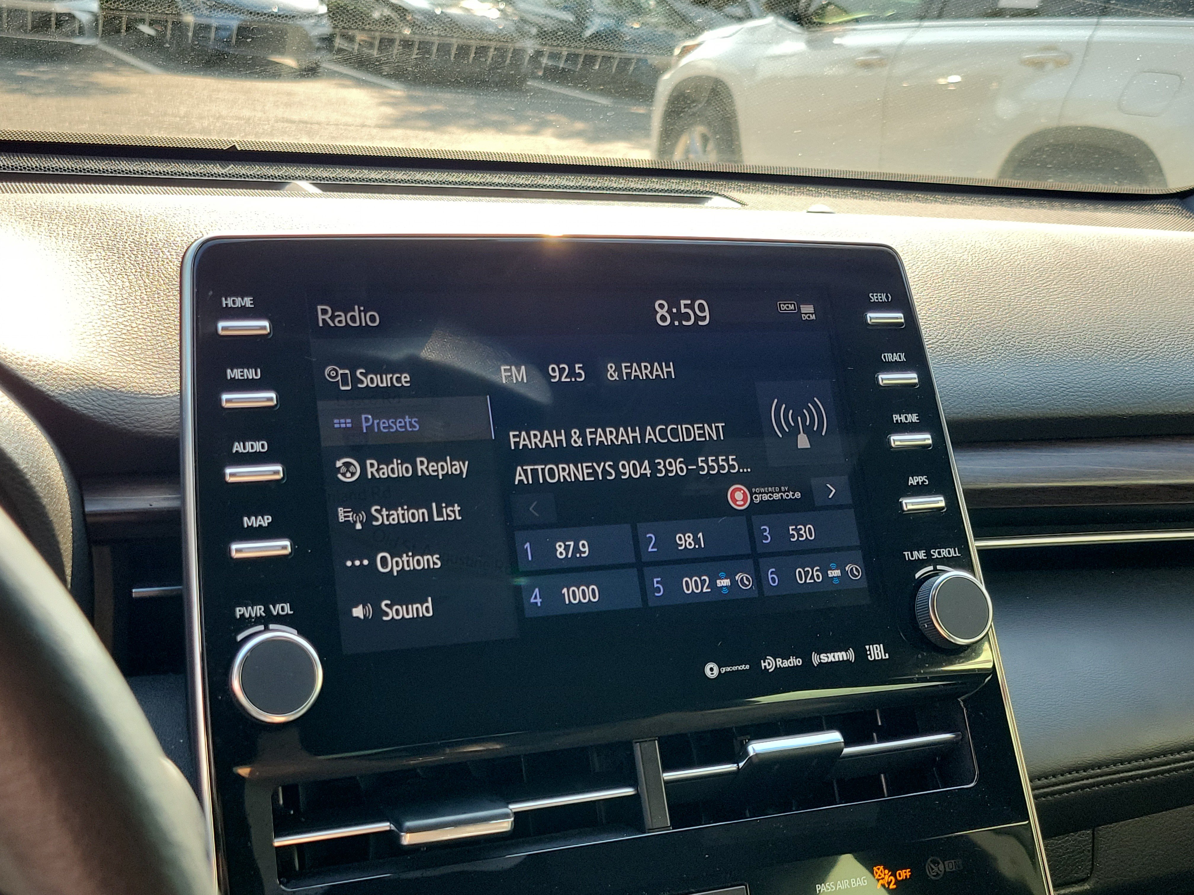 Used 2021 Toyota Avalon XLE w/ Moonroof Package FWD image 21
