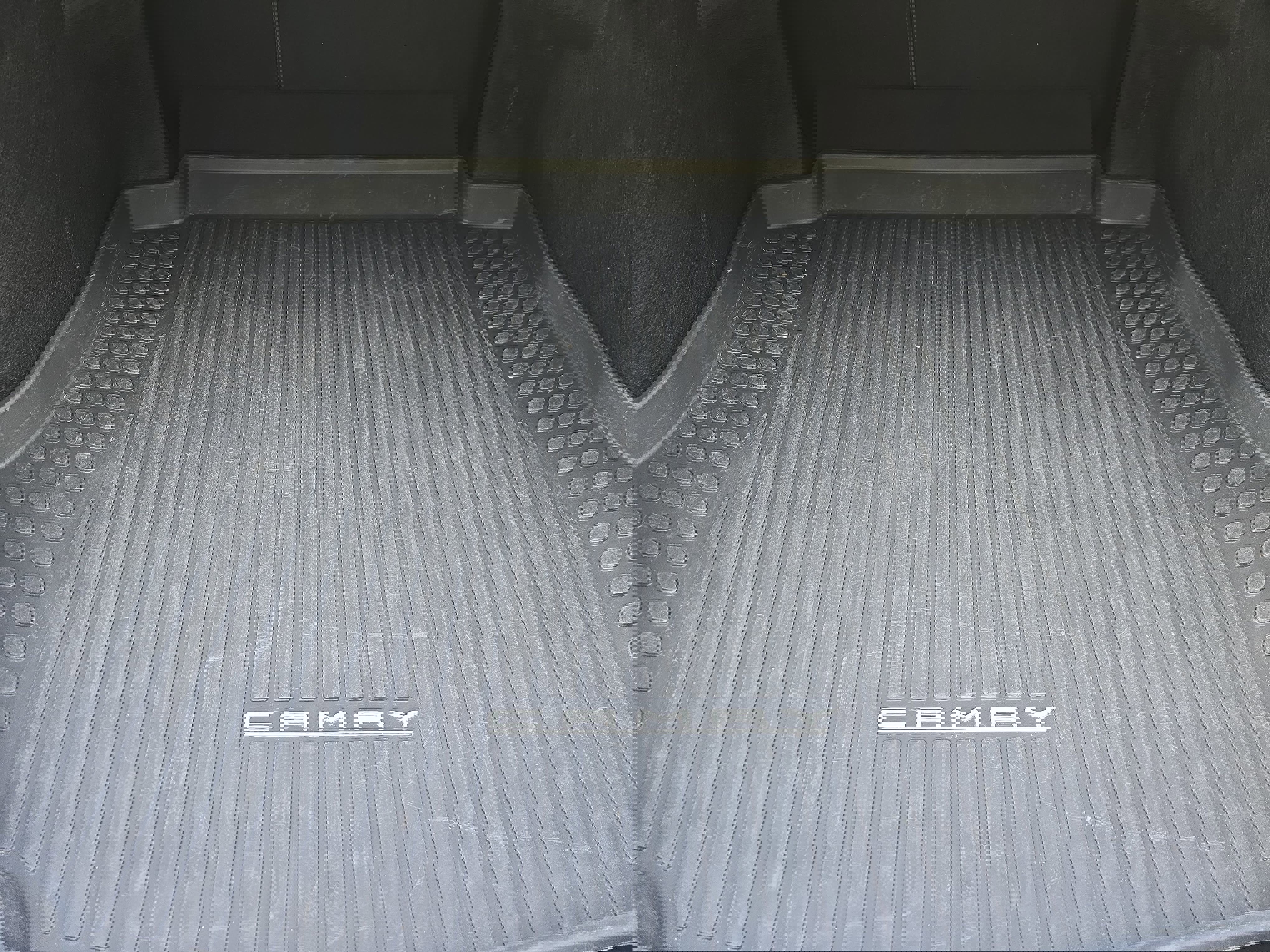 Used 2024 Toyota Camry SE w/ Cold Weather Package image 12