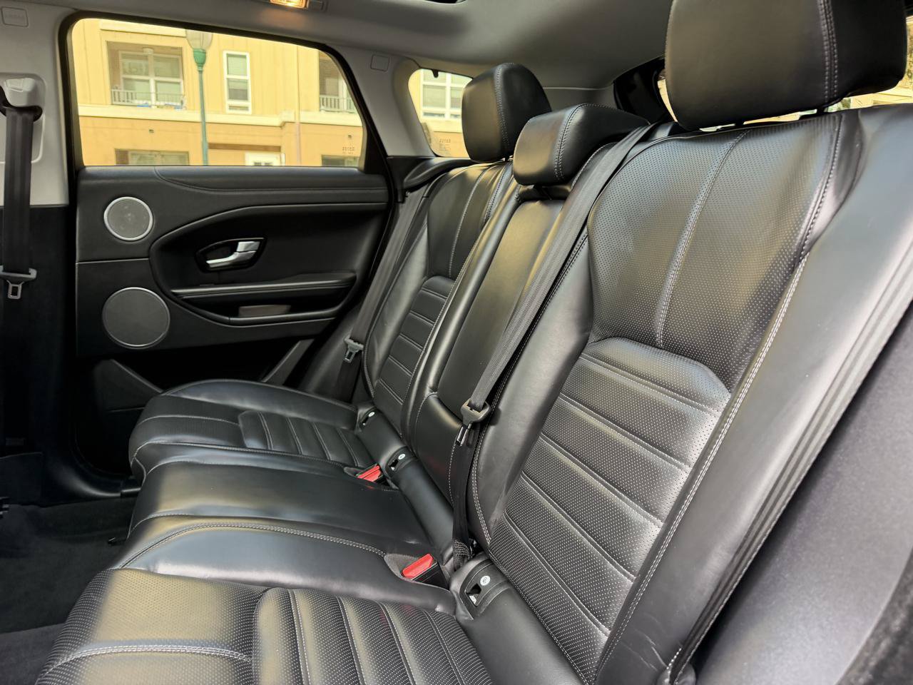 Used 2016 Land Rover Range Rover Evoque HSE Dynamic AWD/4WD image 37