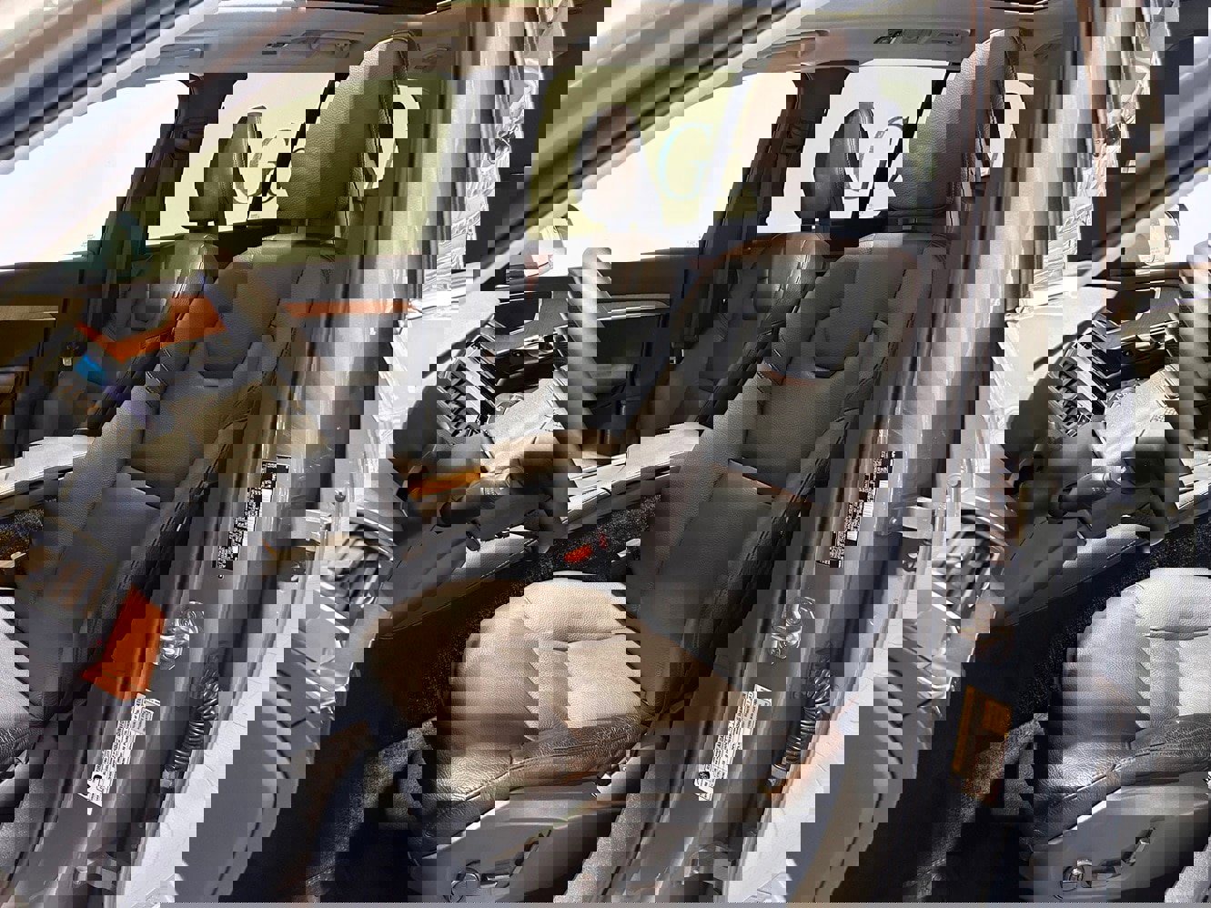 Used 2021 Volvo XC90 T8 Inscription Expression w/ Climate Package image 14