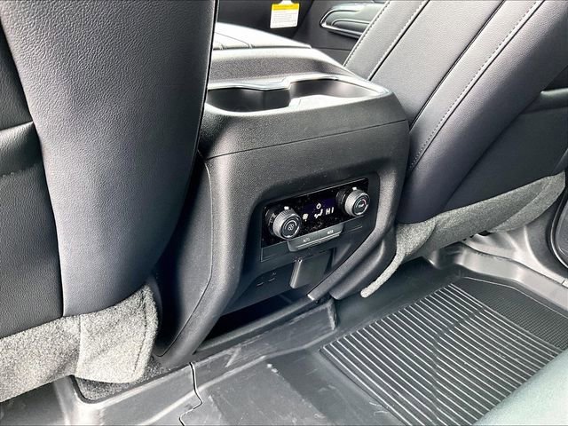 New 2026 Chevrolet Traverse LT w/ Driver Confidence Package image 18