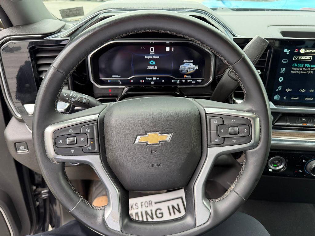 Used 2023 Chevrolet Silverado 1500 LT AWD/4WD image 17