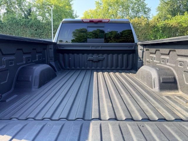 Used 2025 Chevrolet Silverado 1500 LTZ w/ LTZ Premium Package AWD/4WD image 29