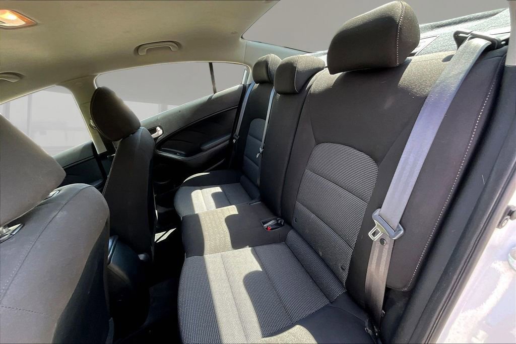 Used 2017 Kia Forte LX FWD image 19