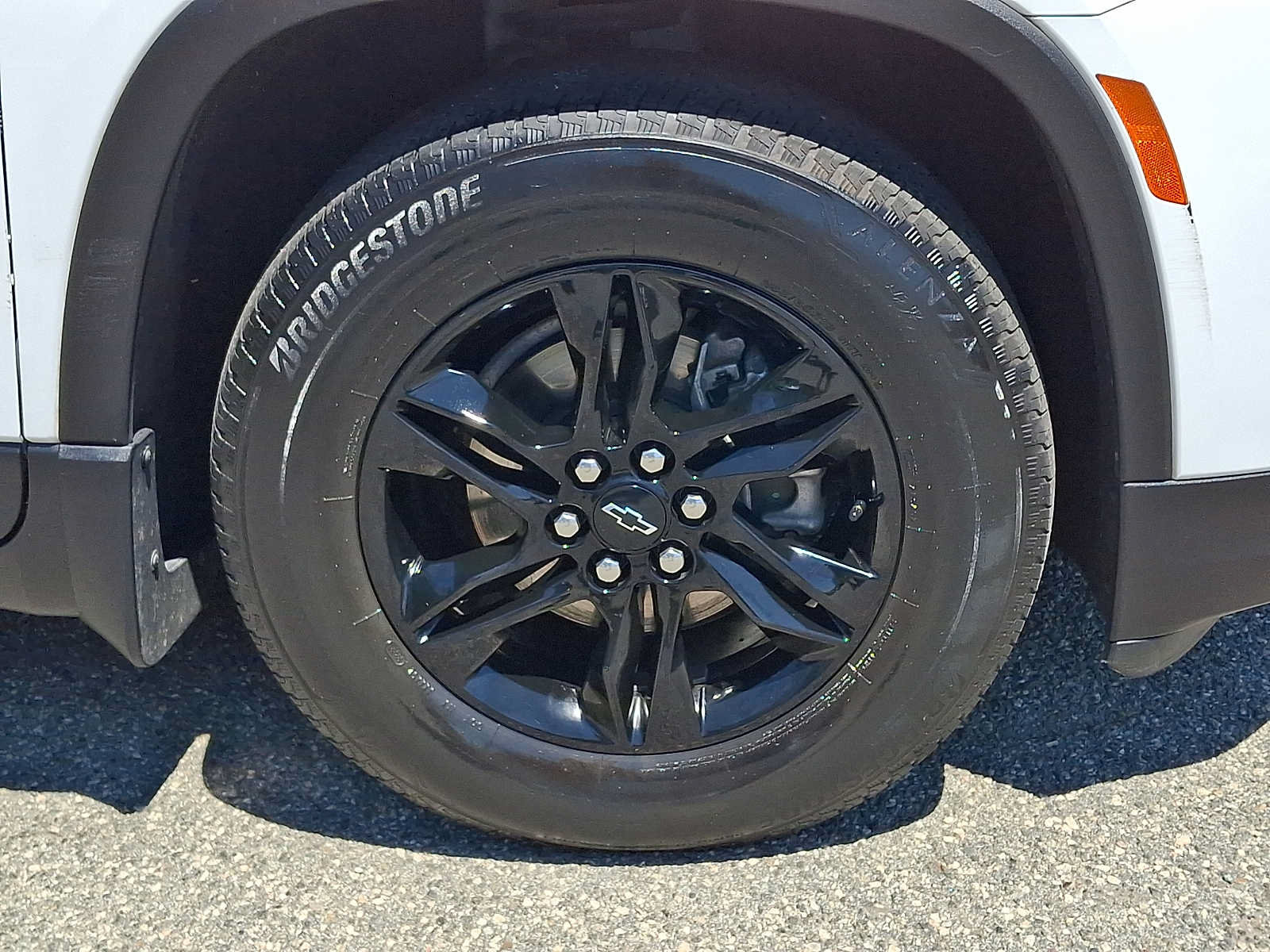 Certified 2023 Chevrolet Traverse LT w/ Midnight/Sport Edition AWD/4WD image 8