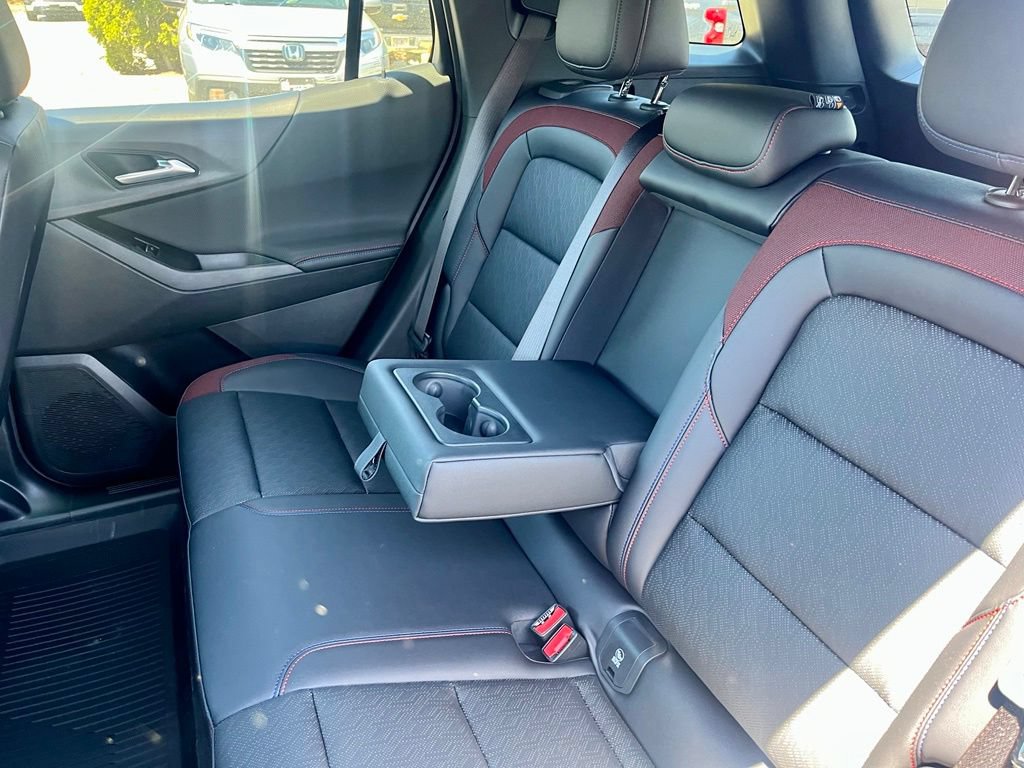 New 2026 Chevrolet Equinox RS w/ Convenience Package III AWD/4WD image 25