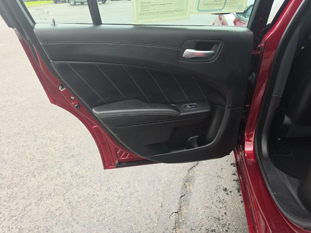 Used 2021 Dodge Charger SXT w/ Plus Group AWD/4WD image 27