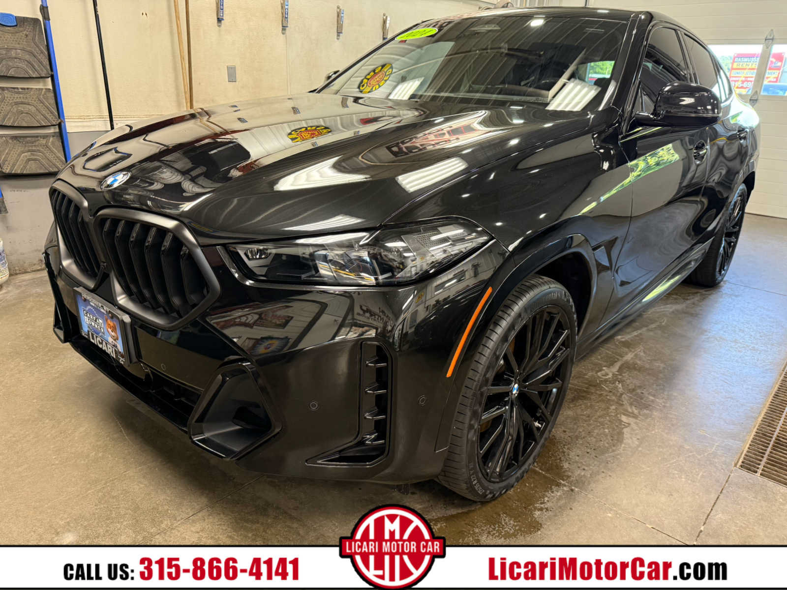 Used 2024 BMW X6 xDrive40i w/ Premium Package