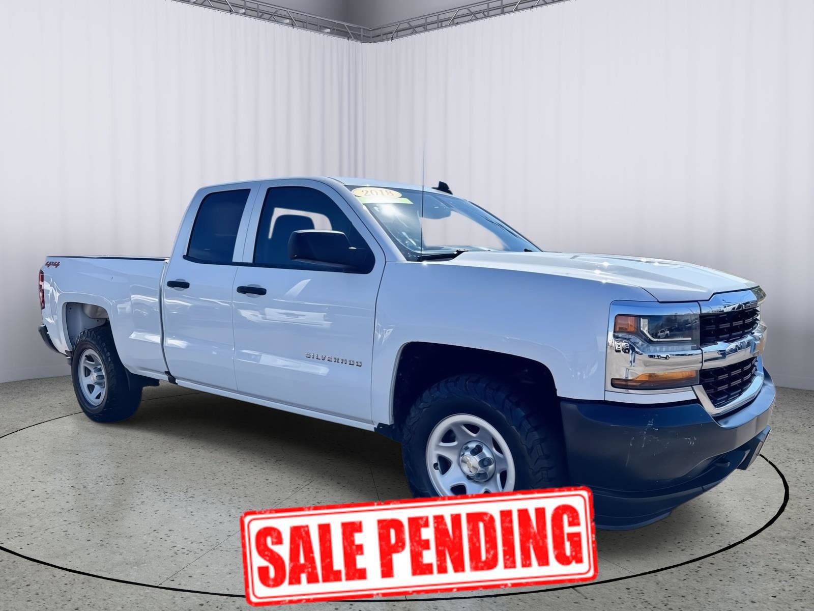 Used 2018 Chevrolet Silverado 1500 W/T w/ WT Convenience Package AWD/4WD image 1