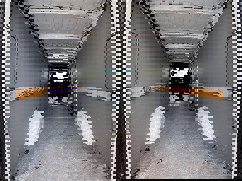 Used 2021 Mercedes-Benz Sprinter 2500 image 13