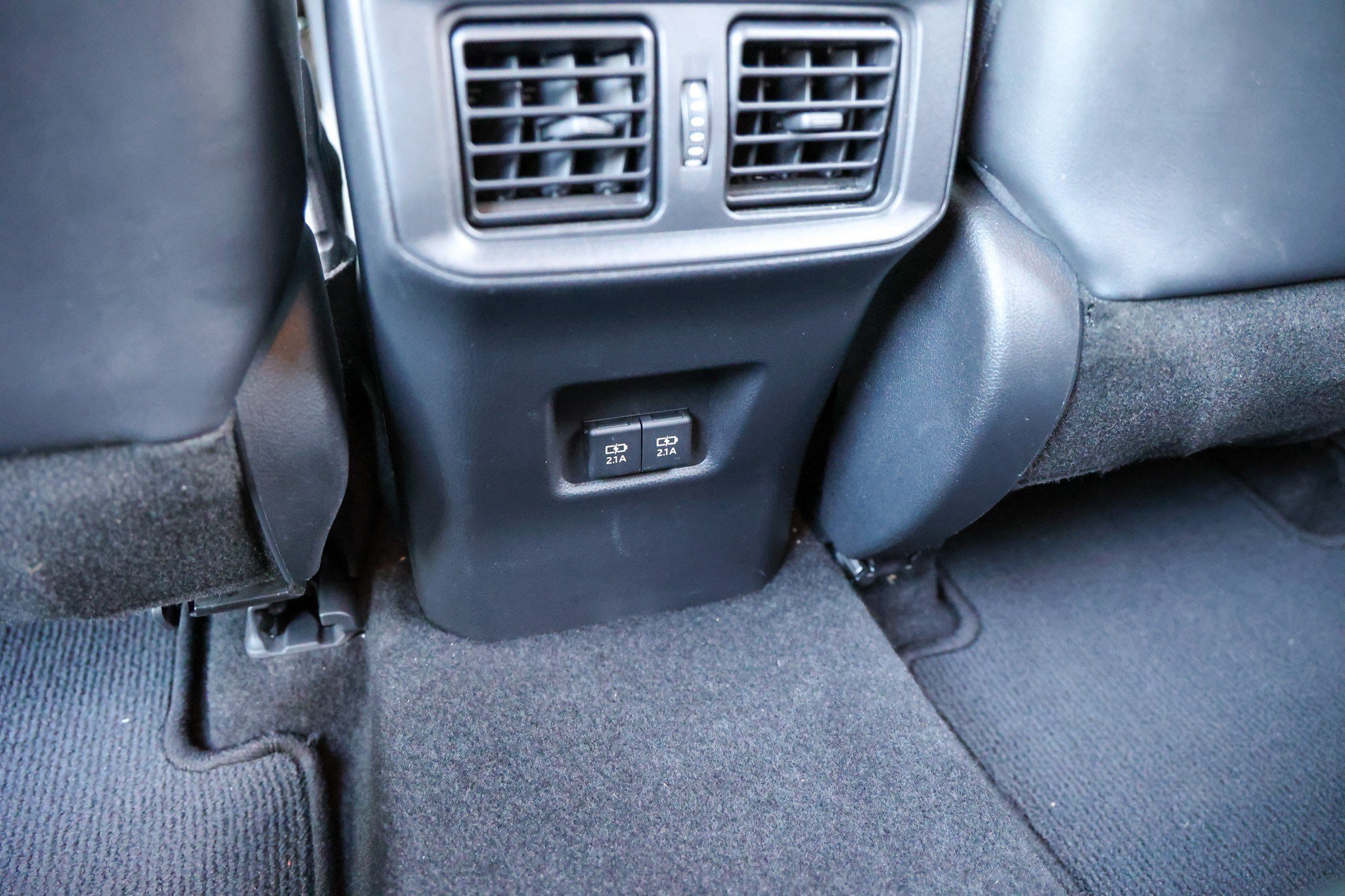 Certified 2021 Toyota RAV4 Limited AWD/4WD image 44