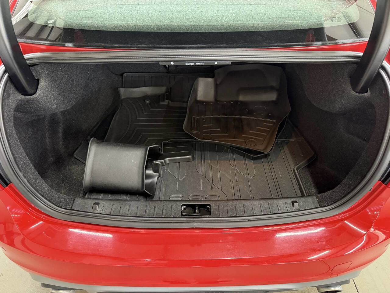 Used 2018 Volvo S60 T5 Dynamic w/ Vision Package AWD/4WD image 9