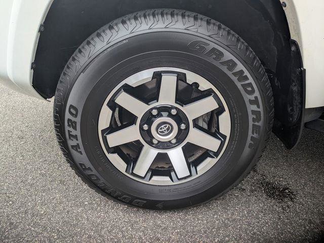 Used 2024 Toyota 4Runner TRD Off-Road Premium image 29