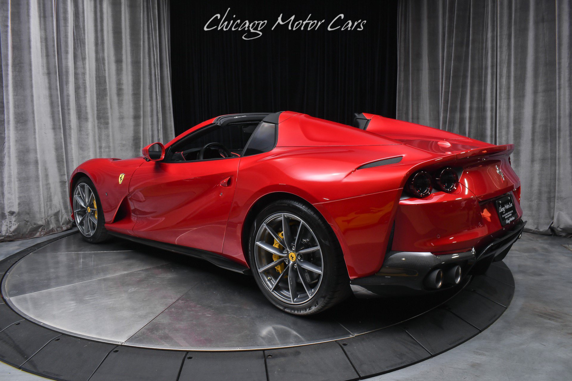 Used 2023 Ferrari 812 GTS RWD image 3