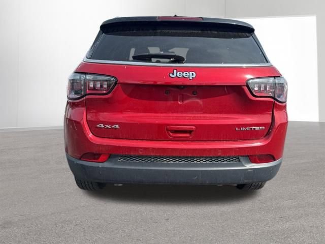 Used 2025 Jeep Compass Limited AWD/4WD image 4