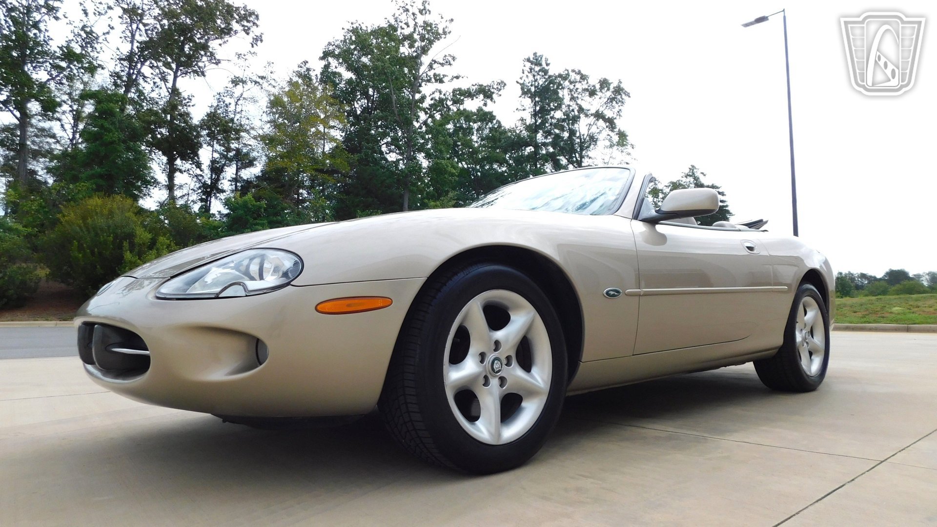Used 2000 Jaguar XK8 Convertible RWD image 5