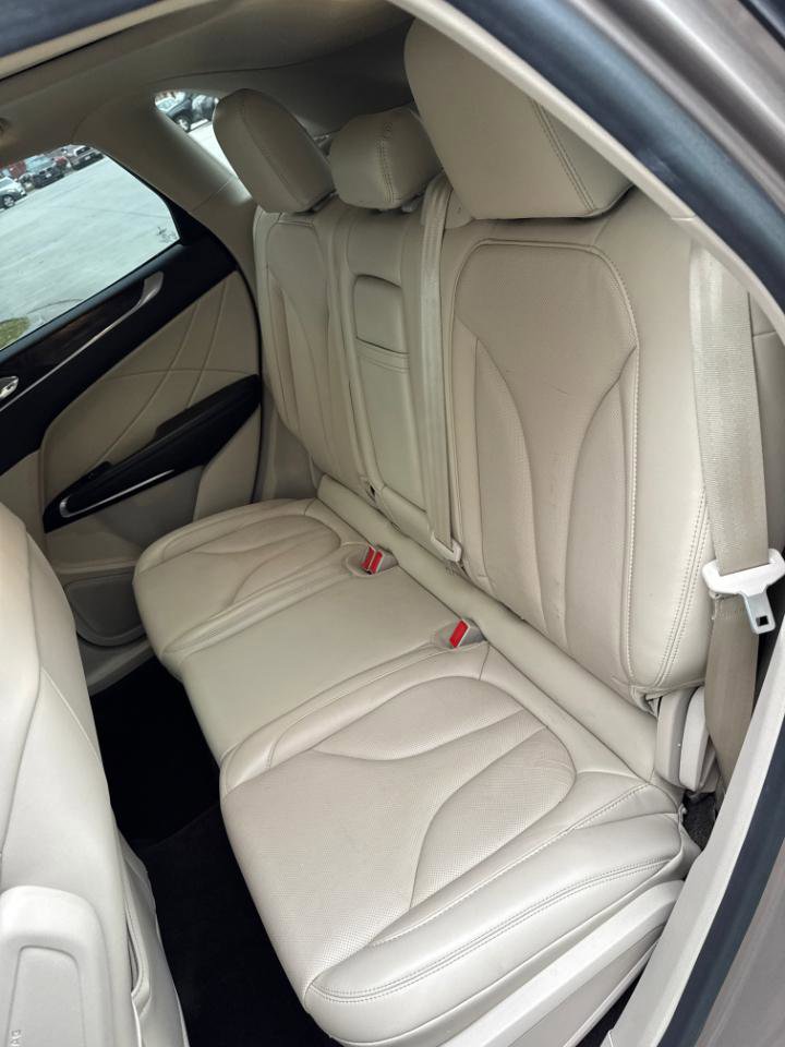 Used 2019 Lincoln MKC Reserve image 14