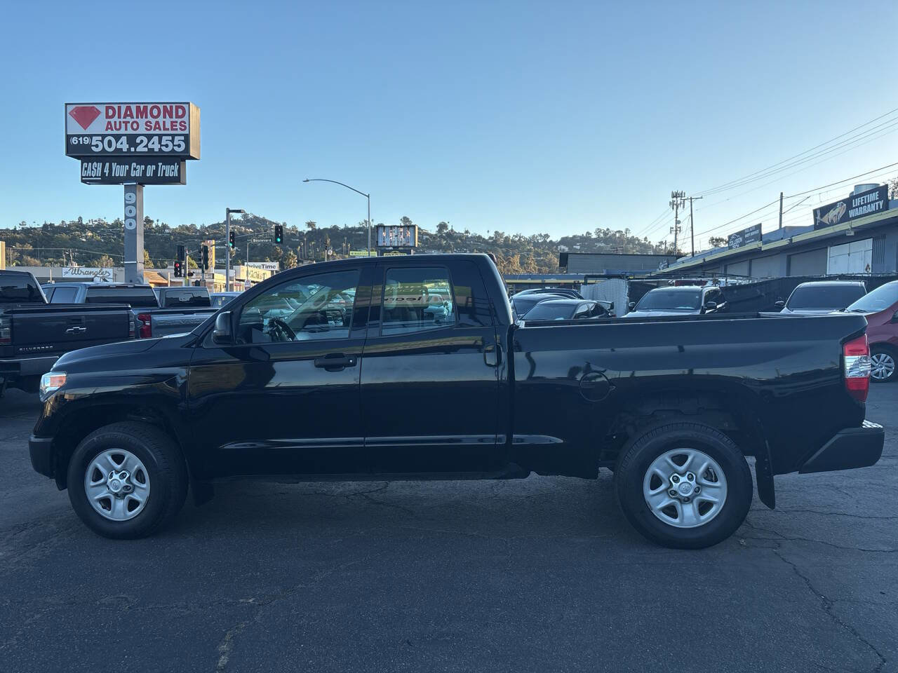 Used 2017 Toyota Tundra SR image 10