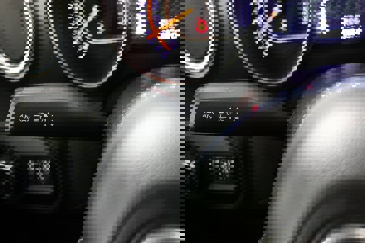 Used 2021 Jeep Wrangler Unlimited Sahara image 24