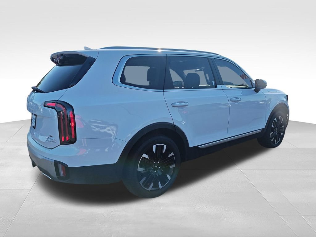 Used 2024 Kia Telluride SX Prestige w/ Towing Package AWD/4WD image 5