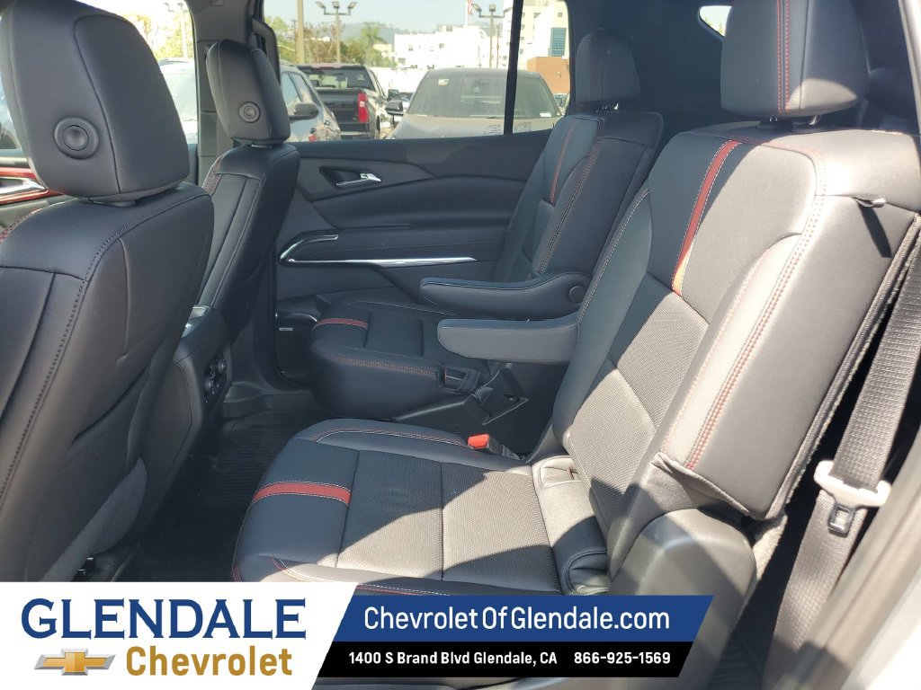 New 2026 Chevrolet Traverse RS w/ LPO, Floor Liner Package FWD image 13