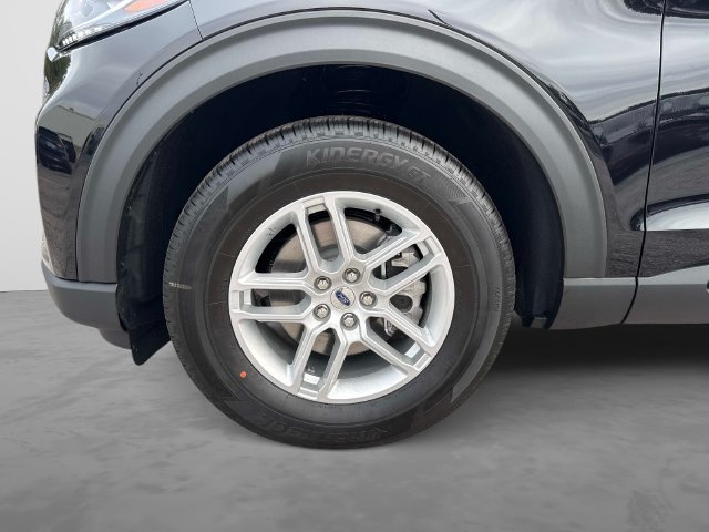 New 2027 Ford Explorer Active RWD image 11