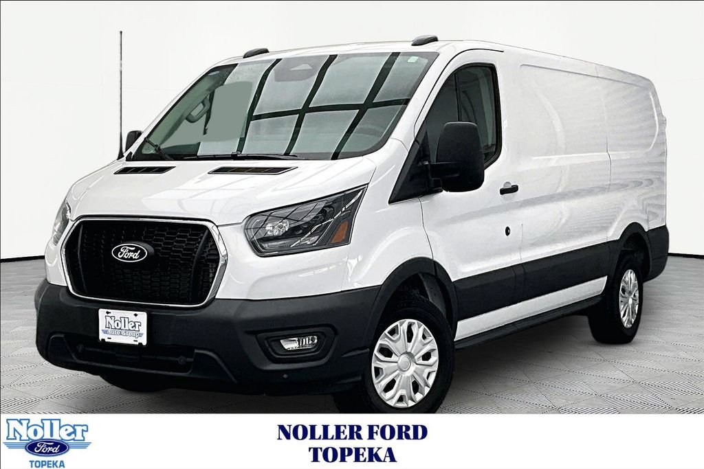 Used 2026 Ford Transit 150 Low Roof w/ Exterior Upgrade Package RWD video 1