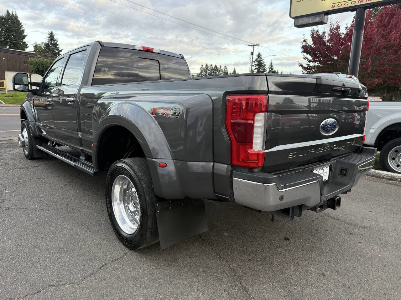 Used 2019 Ford F450 Lariat w/ Lariat Ultimate Package image 9