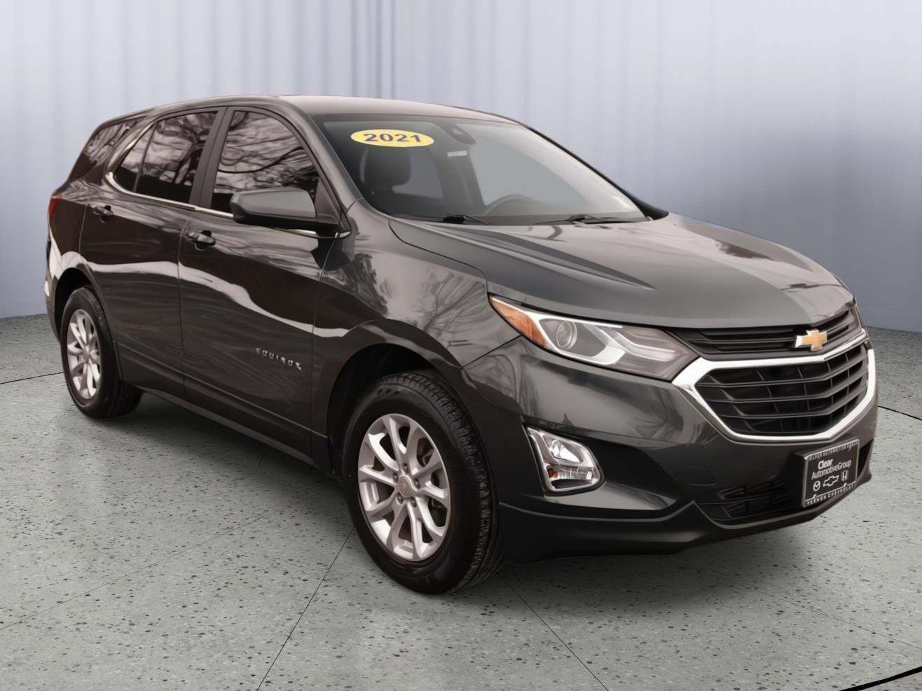 Used 2021 Chevrolet Equinox LT image 1