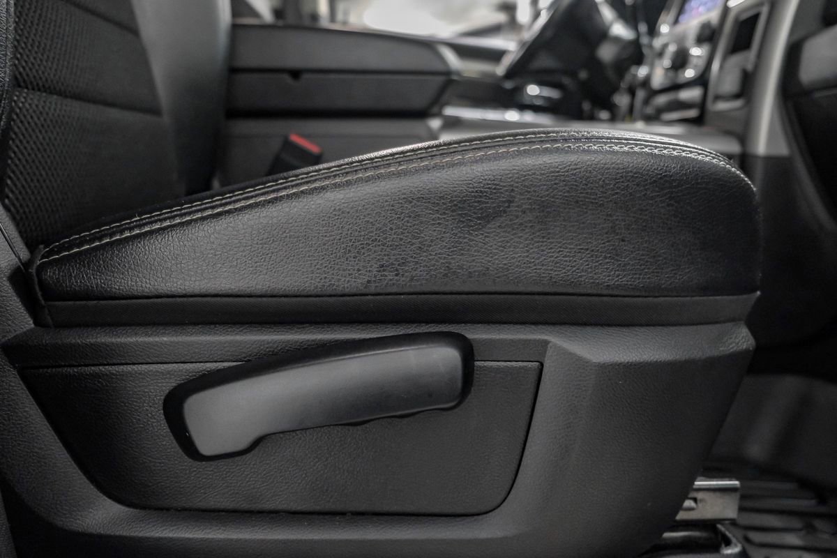 Used 2018 RAM 2500 Big Horn w/ Sport Appearance Group image 33