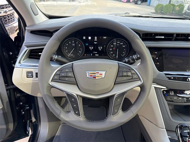 New 2025 Cadillac XT5 Premium Luxury image 13