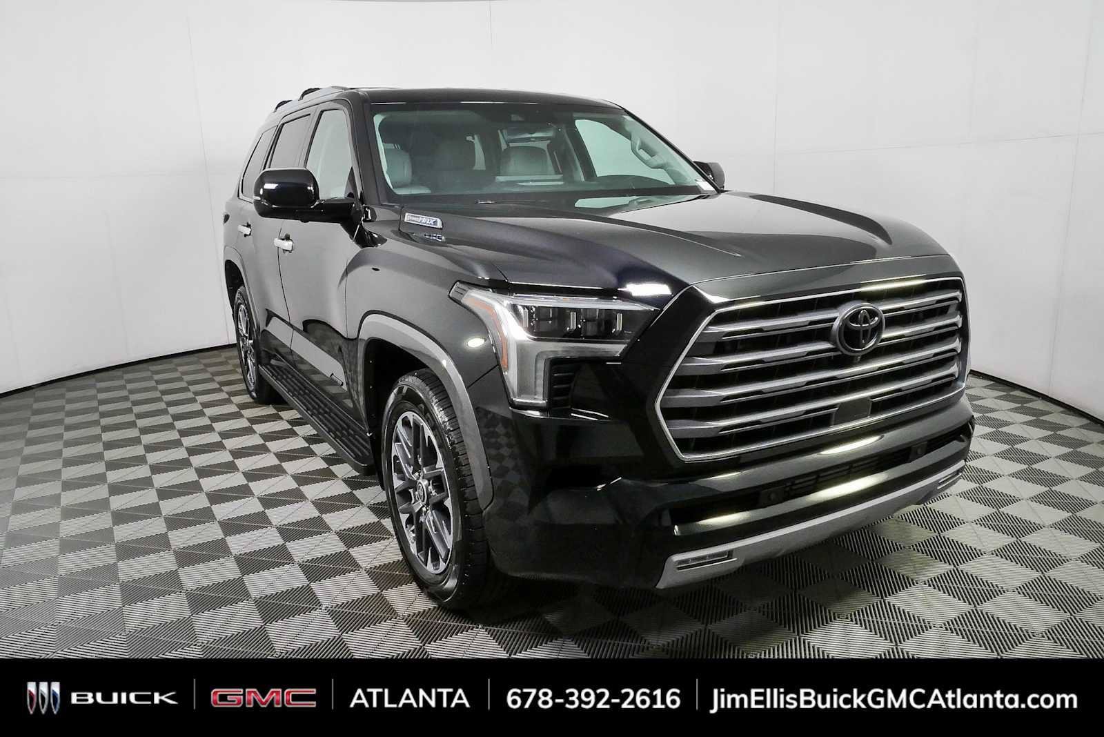 Used 2024 Toyota Sequoia Limited w/ Tow Technology Package AWD/4WD video 1