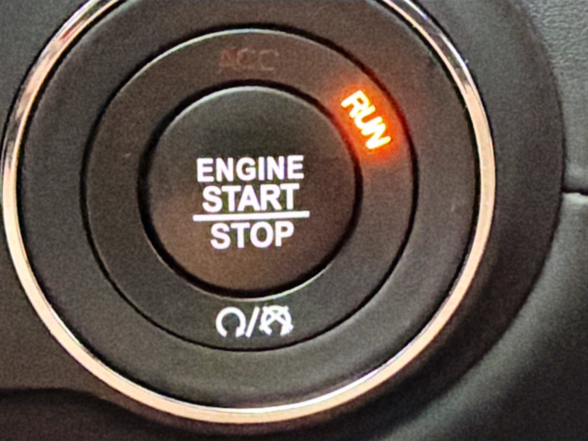 Certified 2023 Maserati Levante GT AWD/4WD image 37