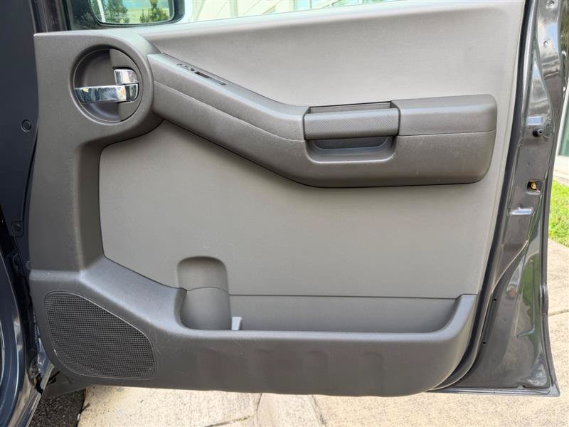 Used 2010 Nissan Xterra S AWD/4WD image 34