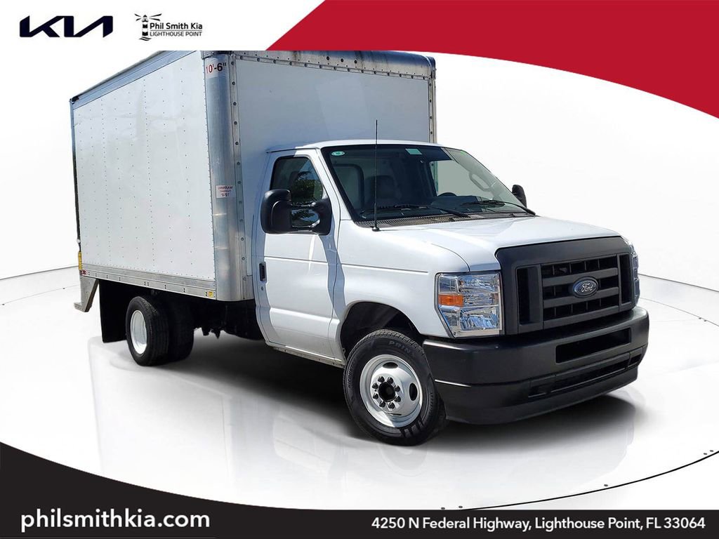Used 2024 Ford E-350 and Econoline 350 Super Duty w/ Power Windows & Locks Group RWD image 1