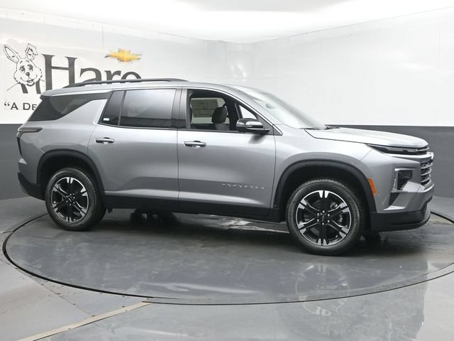 New 2027 Chevrolet Traverse LT w/ Sun and Wheel Package FWD image 28