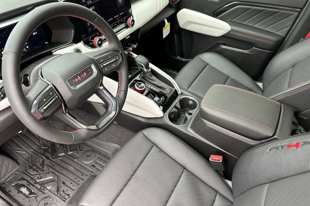 New 2026 GMC Canyon AT4X w/ AT4X AEV Edition AWD/4WD image 10