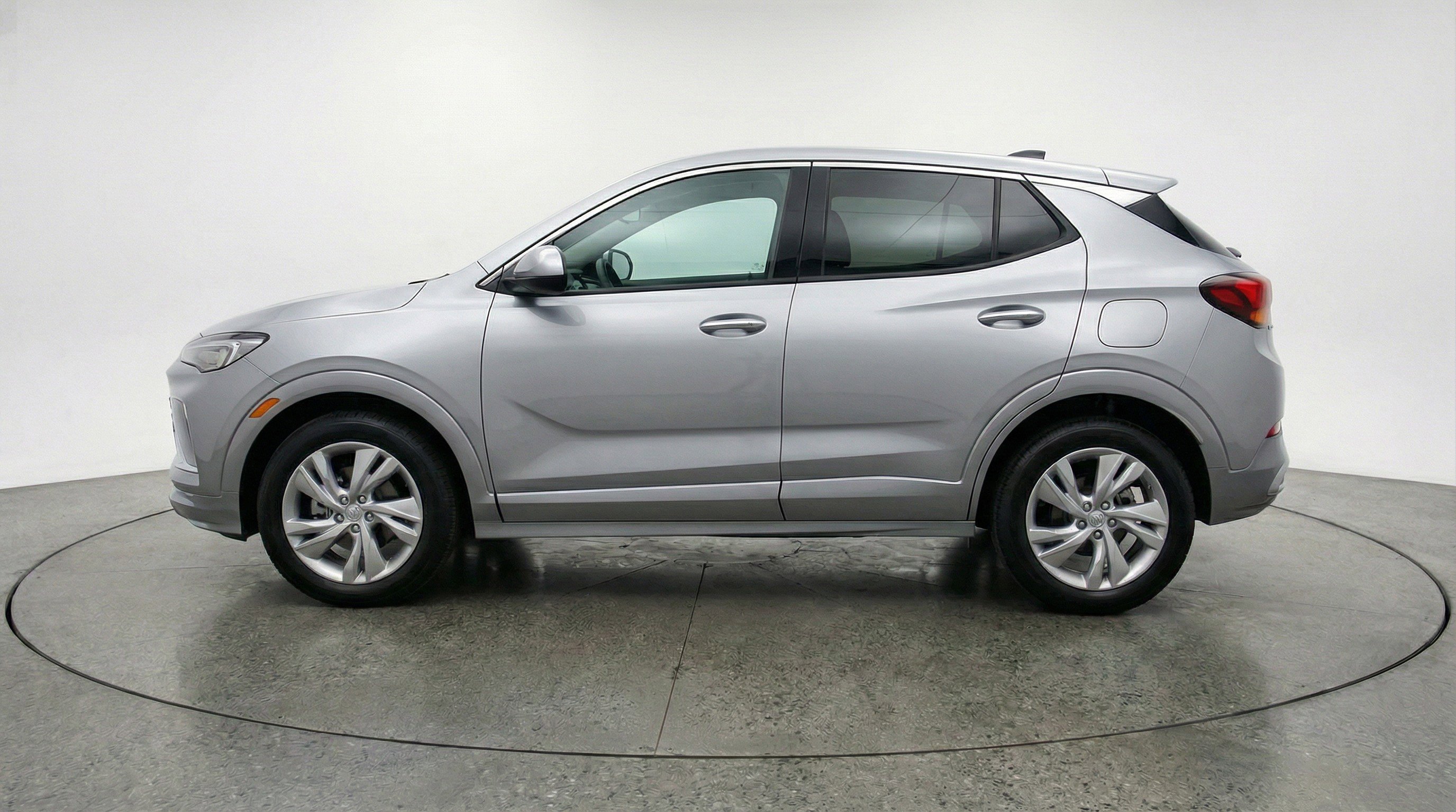 Used 2025 Buick Encore GX Preferred FWD image 5