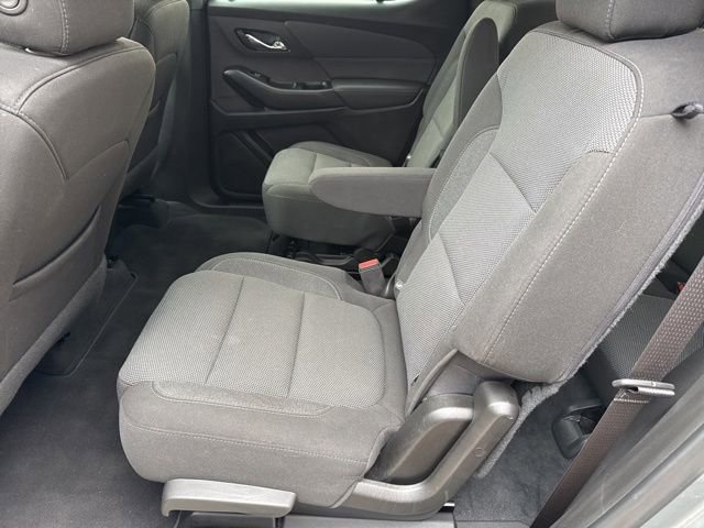 Used 2023 Chevrolet Traverse LT image 21