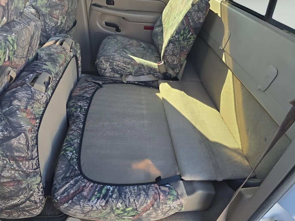 Used 2004 GMC Sierra 2500 SLT w/ Heavy-Duty Power Package image 28