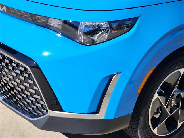 Certified 2025 Kia Soul EX image 9